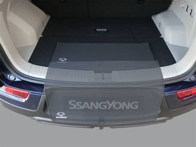 Rear bumper fold out protector